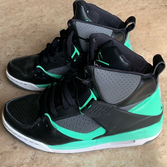 Air Jordan shoes  Jordan flight 45s - Picture 3 of 5